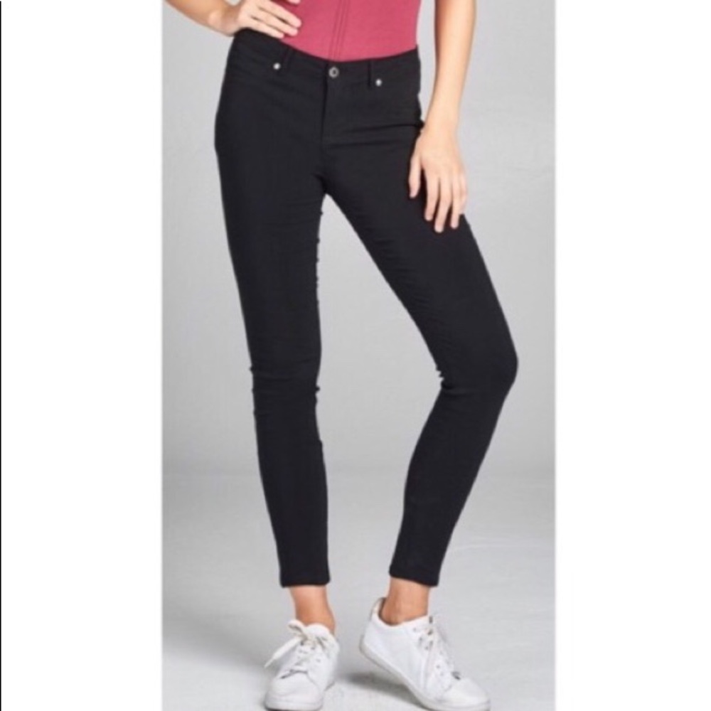 Black Skinny Jean Leggings